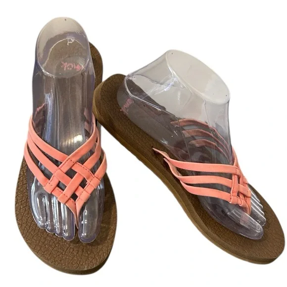 Sanuk Yoga Sandy Flip Flop Sandals - Picture 3 of 9